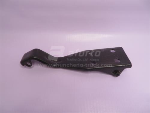 Навес капота HOWO правый