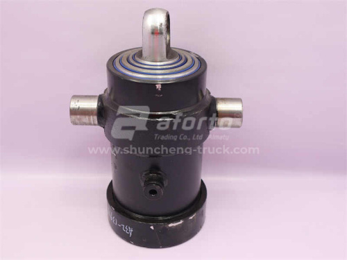 Гидроцилиндр подъема кузова 4 штока 130*200 30mm стороной на заливная горловина