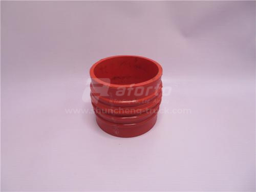 Патрубок интеркулера 100*100 (2 стяжки) STEYR/SHAANXI QINYAN