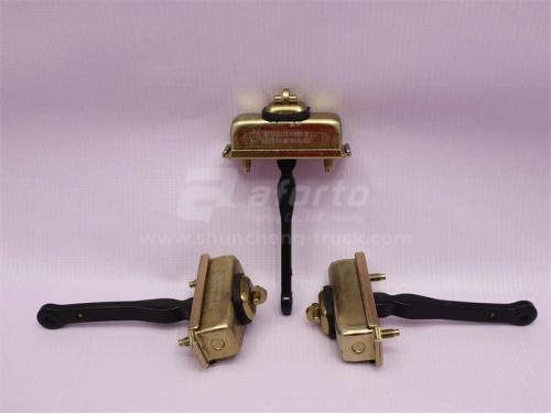 Ограничитель двери SHAANXI M3000/L3000 правая (оригинал)