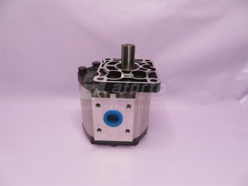 Гидронасос подъёма кузова (для КПП FAST) 580 правого вращения (выход сбоку)