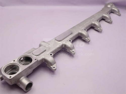 Труба подачи антифриза из ГБЦ WP10 0196 (4 клапана) (оригинал)