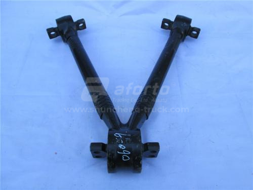 Тяга реактивная SHAANXI F3000 V-образная (тягач) 95*68