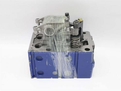 Головка блока WEICHAI WP10.340E22 (4 клапана) в сборе с клапанами