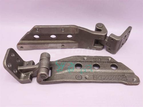 Навес двери SHAANXI M3000/H3000S нижний правой (оригинал)