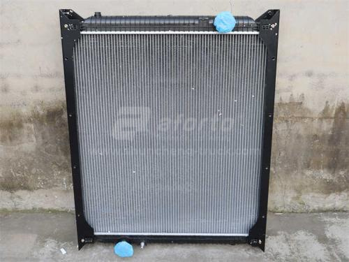 Радиатор охлаждения HOWO 0231 371 л.с. пластмассовый