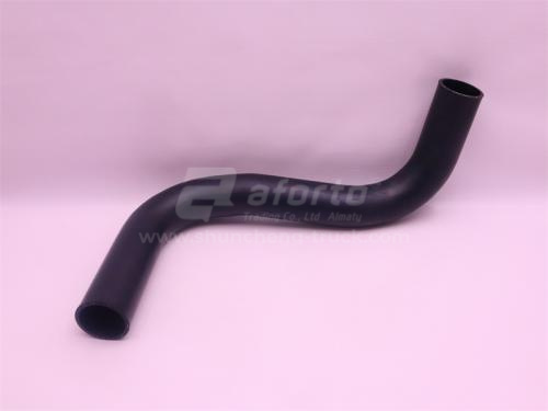 Патрубок радиатора SHAANXI X3000 верхний 60*70*460 QINYAN