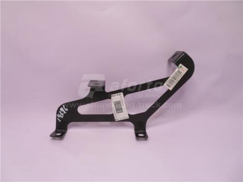 Кронштейн козырька солнцезащитного HOWO 2010/V7 правый средний