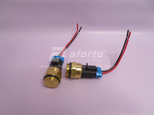 Датчик температуры гидравлической системы охлаждения вращения бетоного барабана автобетономешалки M2