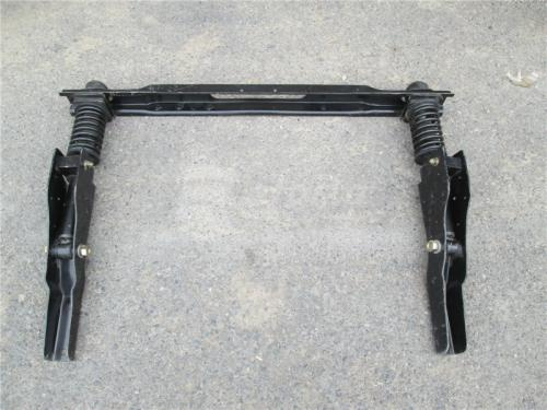 Кронштейн кабины FAW CA3252 задний в сборе c амортизаторами