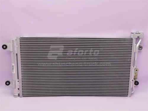 Радиатор кондиционера HOWO 2014/V7 (оригинал)