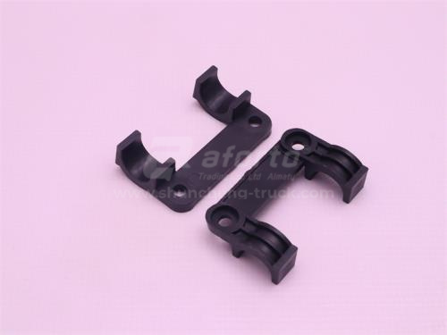 Кронштейн крепления противотуманных фар SITRAK C7H/TX правый (пластмассовый)