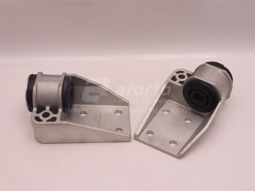 Кронштейн радиатора HOWO TX380/TX400/TX440 левый  (оригинал)