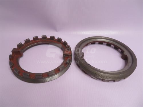 Гайка регулировочная дифференциала редуктора моста левый SHAANXI TGX (оригинал)