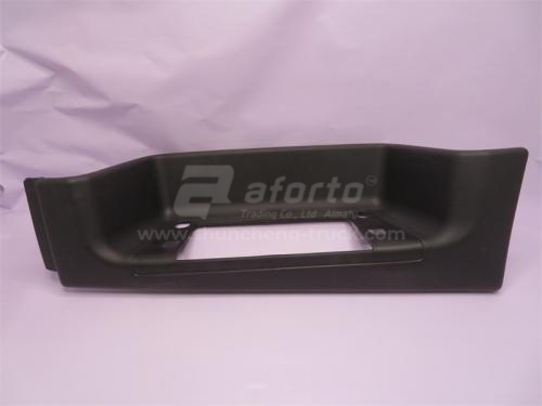 Щиток подножки HOWO 2008 (самосвал) черная левый