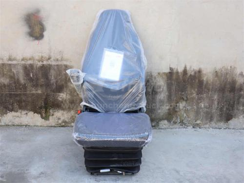 Кресло водителя SHAANXI F2000 пневматическое (оригинал)