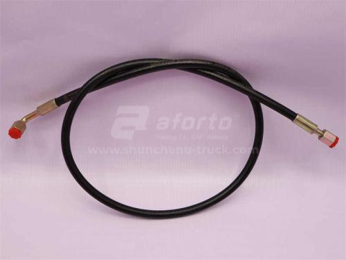 Шланг гидравлики подъёма кабины HOWO/SHAANXI 1.1m (оригинал)
