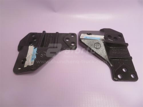 Кронштейн двигателя SHAANXI F3000 правый (оригинал)