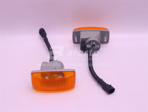 Фонарь габаритный HOWO 2010/HOWO A7 кабины задний правая (оригинал)