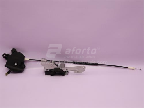 Замок двери кабины с тягой HOWO A7 левый (оригинал)