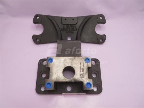 Кронштейн энергоакумуляторов AC16 заднего моста (оригинал)