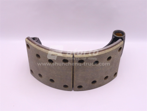 Колодки тормозные передняя HOWO TX/2020 (оригинал)