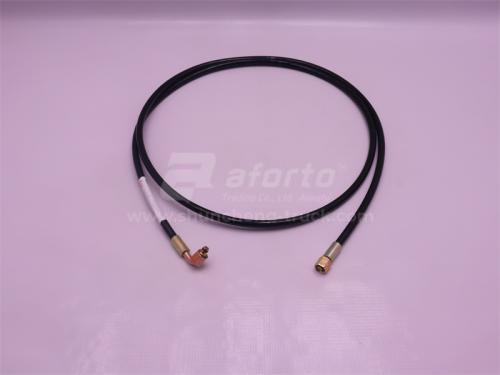 Шланг гидравлики подъема кабины HOWO TX380/TX400/TX440/T5G310 2100mm (оригинал)