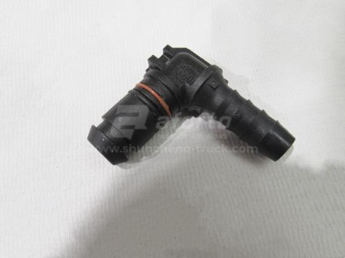 Фитинг воздушный Г-образный пластиковая SHAANXI X5000 (оригинал)