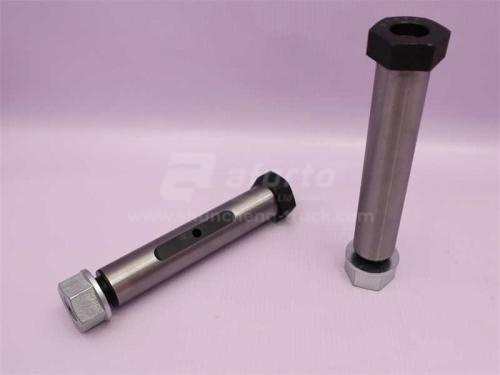 Палец рессоры HOWO 70T передний 30*150/177 с гайкой (оригинал)