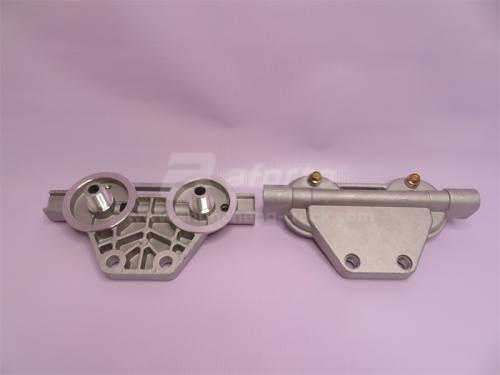 Кронштейн фильтра топливного WD615 1334 M20*1.5/M14*1.5