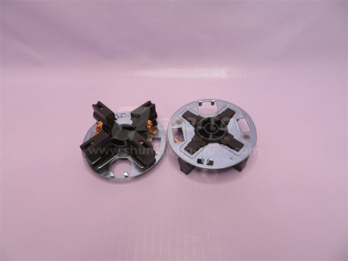 Щеткодержатель стартера 561/562/208 новая модель