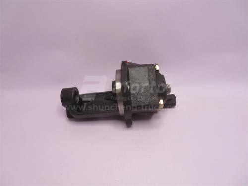 Корпус пневмоцилиндр делителя передач КПП FAST