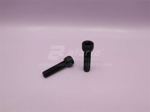 Болт под шестигранник 10*40*1.5 гайка ступицы SHAANXI