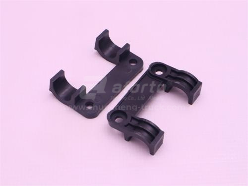 Кронштейн крепления противотуманных фар SITRAK C7H/TX левый (пластмассовый)