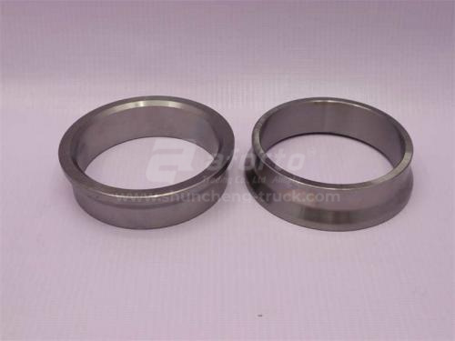 Втулка среднего/заднего моста HOWO 70T (оригинал)