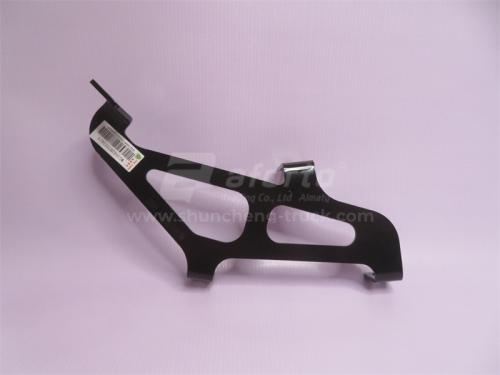 Кронштейн козырька солнцезащитного HOWO 2010/V7 правый средний (оригинал)