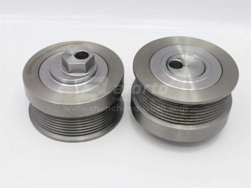 Шкив натяжителя ремня WD615 (поликлинового ремня 8PK , эксцентрик) (оригинал)