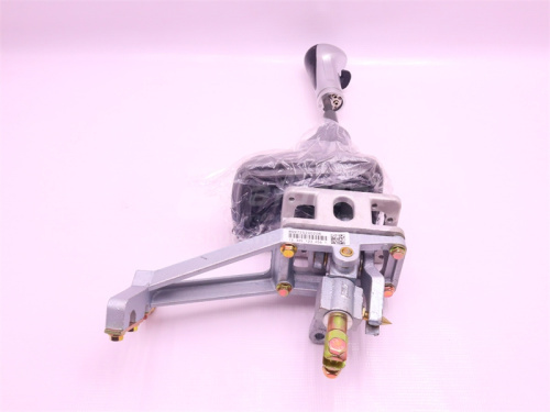 Рычаг выбора передач КПП HOWO 12 скоростей с ручкой (нового образца) (хорошее качество)