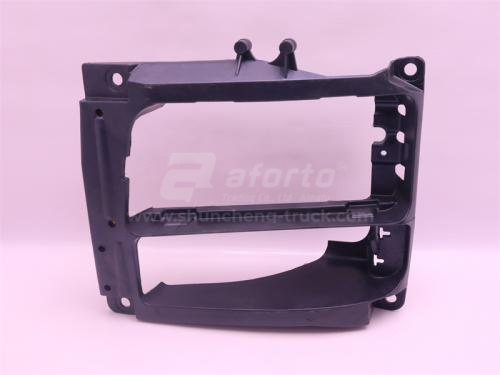 Кронштейн крепления передней фары  SITRAK C7H/TX левая