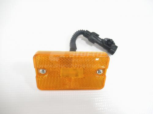 Фонарь поворота SHAANXI X6000 боковые (оригинал)