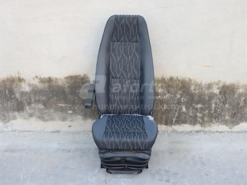 Кресло водителя SHAANXI F2000 пневматическое