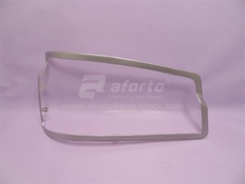 Накладка фары HOWO R