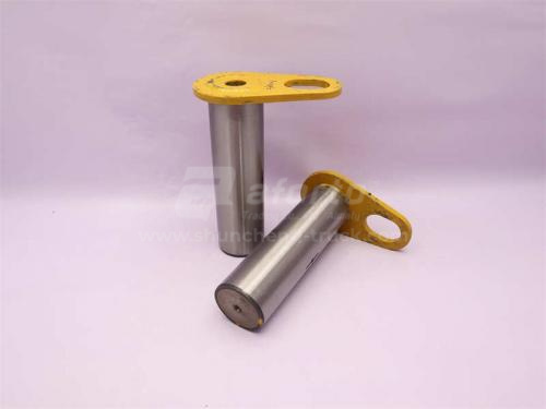 Палец гидроцилиндра подъема ковша нижний SHANGONG 650B 70*250