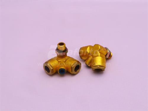 Штуцер воздушный угловой 4 отверстия SHAANXI (оригинал)