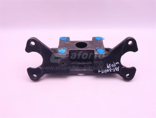 Кронштейн энергоакумуляторов MCP16 среднего моста