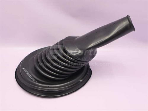 Кожух рычага КПП SHAANXI (черный) QINYAN