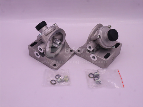 Кронштейн фильтра топливного PL420 грубой очистки M14