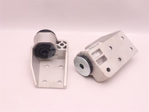 Кронштейн радиатора HOWO TX380/TX400/TX440 правый (оригинал)