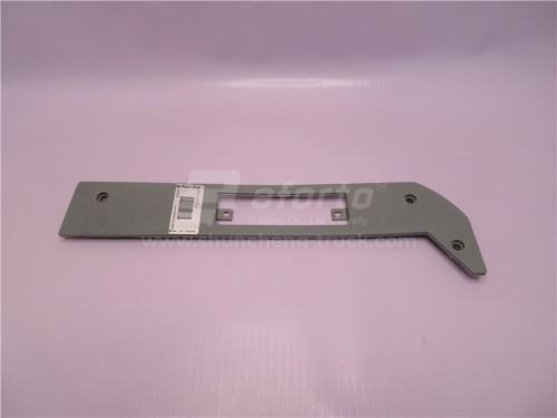 Заглушка бампера SHAANXI F3000 (тягач) боковая левая