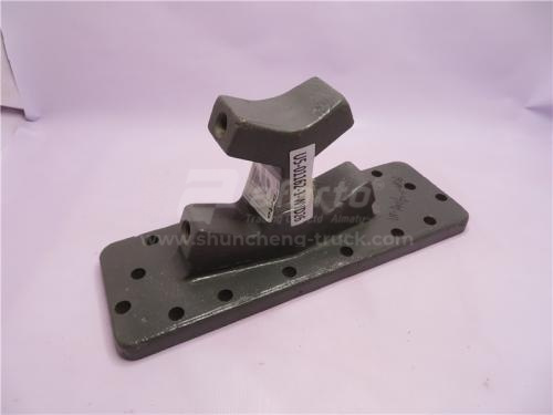 Кронштейн тяги реактивной HOWO V-образной правый